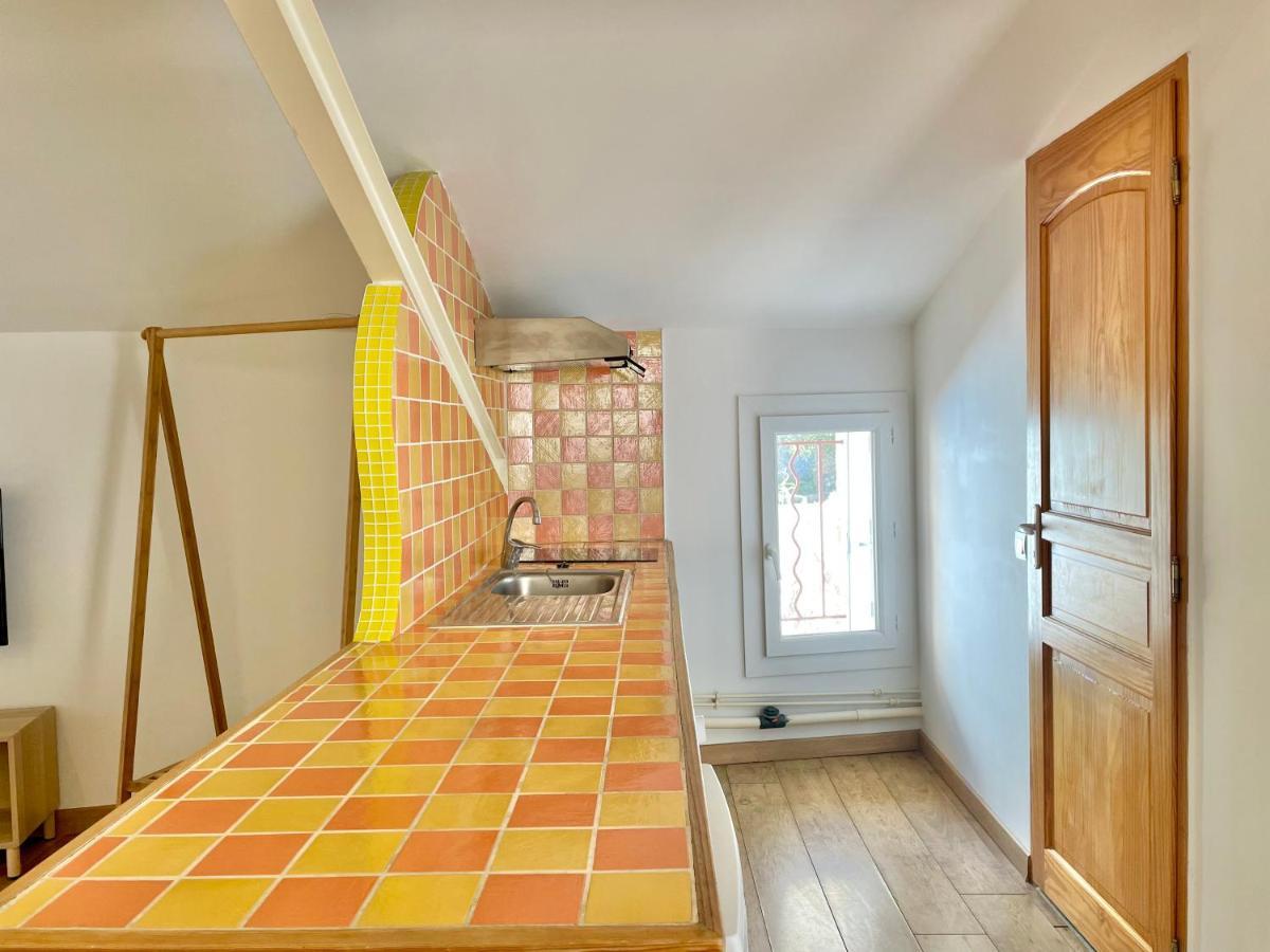 Grand Studio Sur La Marine Sete Bagian luar foto